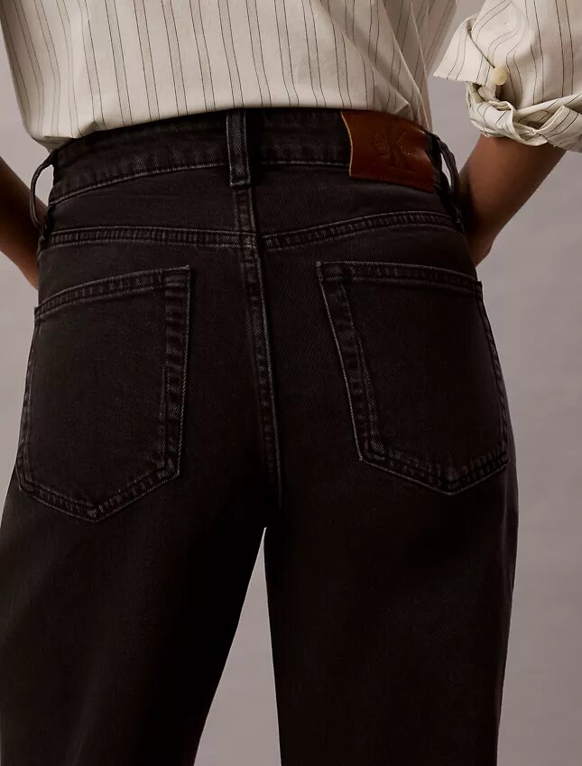 Yüksek Bel Düz Paça Jean Yüksek Bel Düz Paça Jean