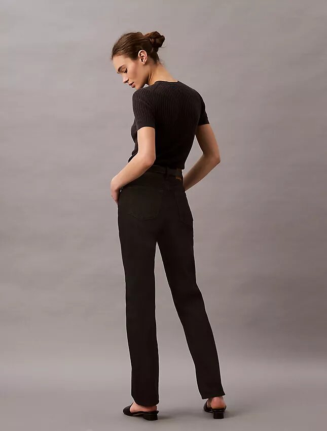 Yüksek Bel Düz Paça Jean Yüksek Bel Düz Paça Jean