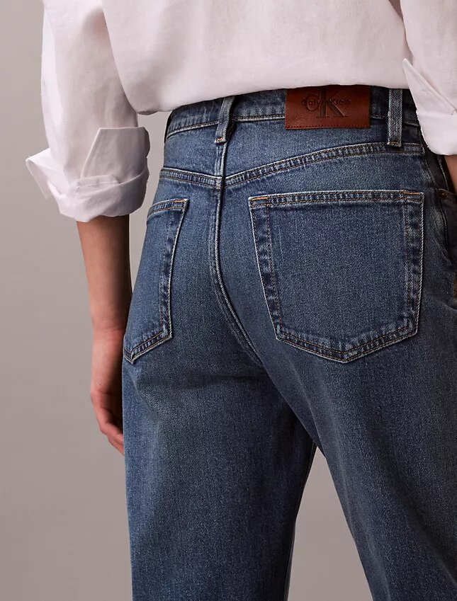 Yüksek Bel Düz Paça Jean Yüksek Bel Düz Paça Jean