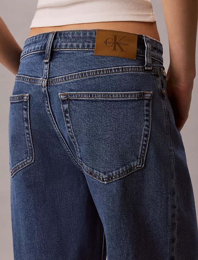 Yüksek Bel Düz Paça Jean Yüksek Bel Düz Paça Jean