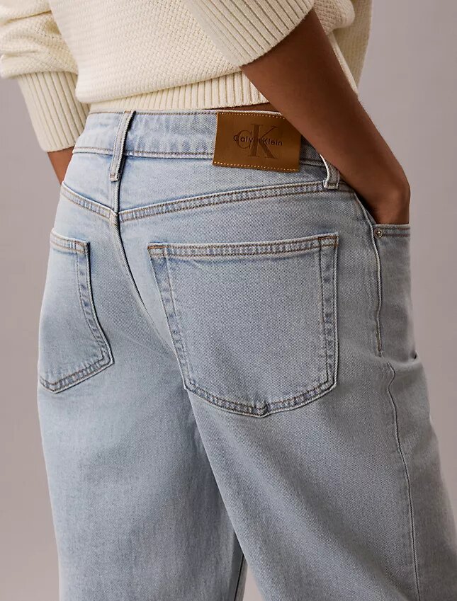 Yüksek Bel Düz Paça Jean Yüksek Bel Düz Paça Jean