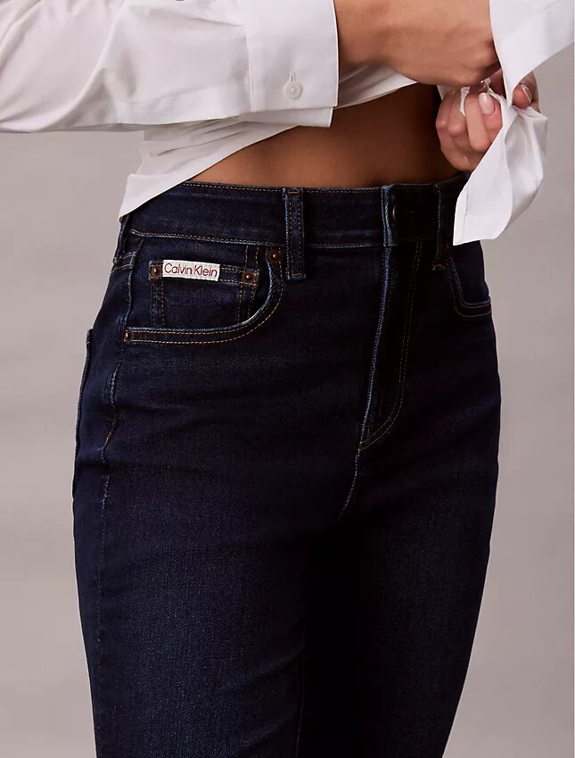 Yüksek Bel Flare Jeanler Yüksek Bel Flare Jeanler