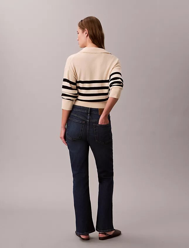 Yüksek Bel Kısaltılmış Geniş Paça Jean Yüksek Bel Kısaltılmış Geniş Paça Jean