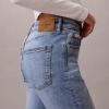 Yüksek Bel Kısaltılmış Geniş Paça Jean Yüksek Bel Kısaltılmış Geniş Paça Jean