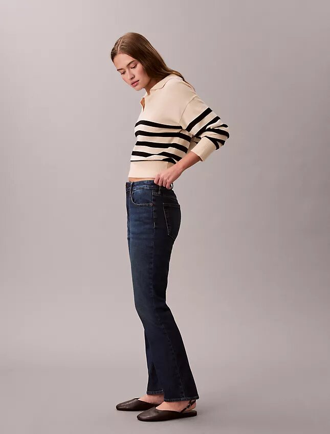 Yüksek Bel Kısaltılmış Geniş Paça Jean Yüksek Bel Kısaltılmış Geniş Paça Jean